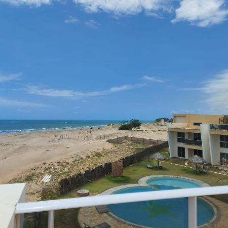 Vilas Na Praia Residence O Paraiso E Aqui Аракати Экстерьер фото