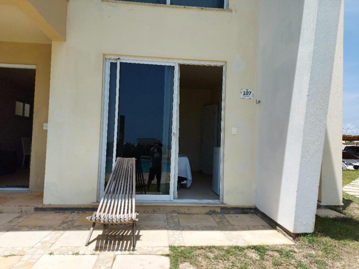 Vilas Na Praia Residence O Paraiso E Aqui Аракати Экстерьер фото