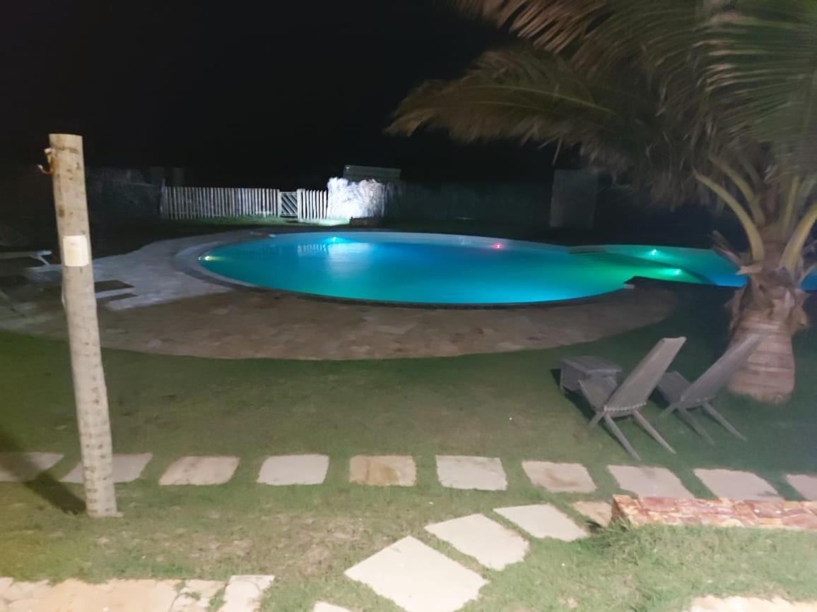 Vilas Na Praia Residence O Paraiso E Aqui Аракати Экстерьер фото